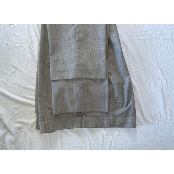Stafford Performance Classic Fit Washable Poly-Wool Dress Pants, Slacks. 38X29. - Picture 3 of 9